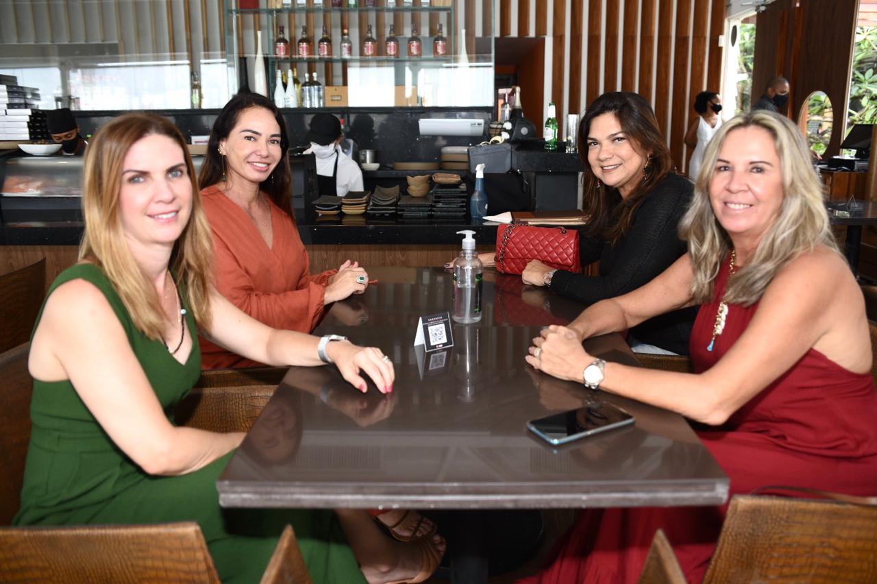 Alessandra Nogueira, Kyoko Sangalo, Mônica Gallas e Mira Bozzo   